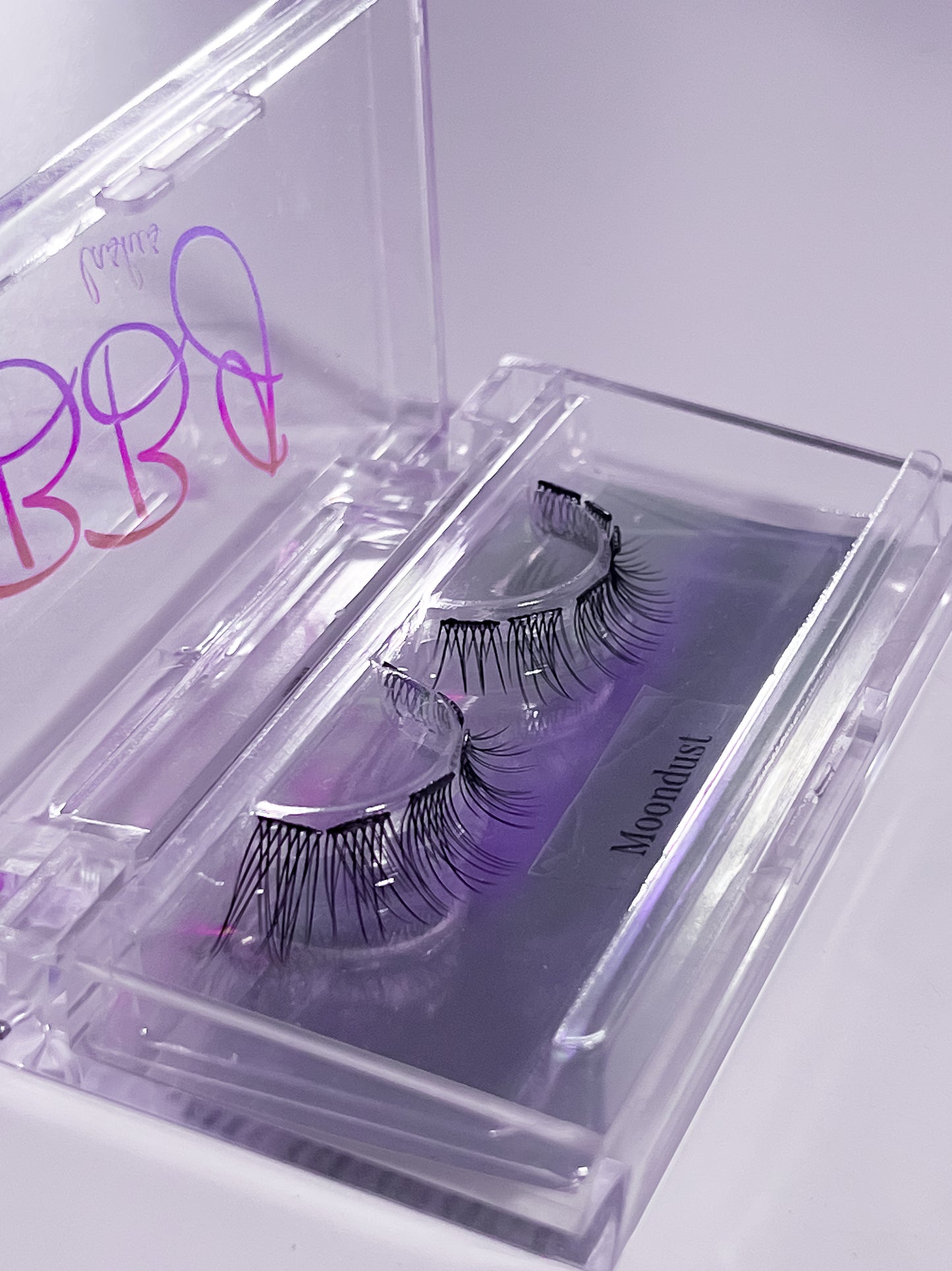 Moondust Press-On-Lashes